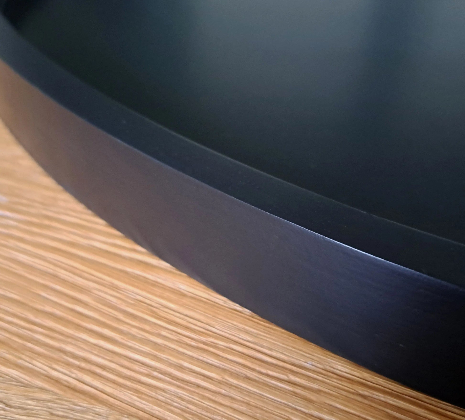 Dienblad Hout 50cm Rond – Groot & Zwart Decoratief Plateau - King Mungo King Mungo