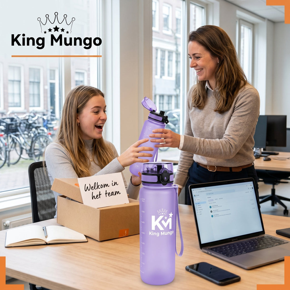 Luxe King Mungo drinkfles in een opvallende bedrijfskleur met een gepersonaliseerd logo als ultiem relatiegeschenk voor personeel.