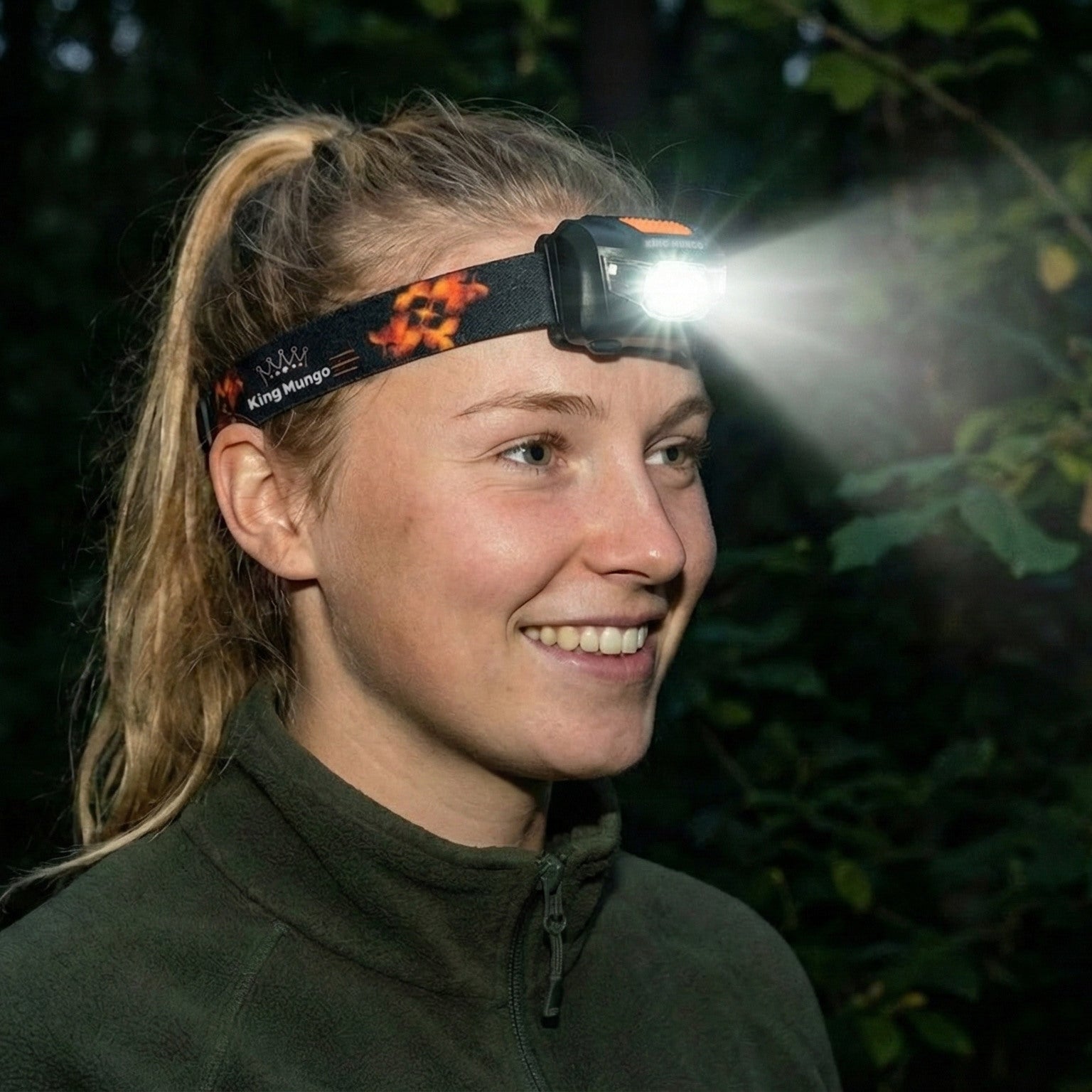 King Mungo KMHL003 LED Hoofdlamp - Op Batterijen (AAA) - Rood & Wit Licht - Zwart King Mungo